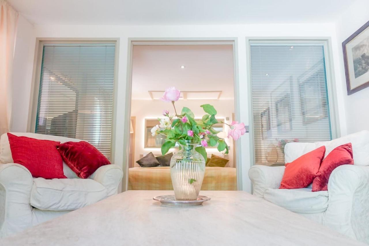 Cedar House Boutique B&B Burton  Esterno foto