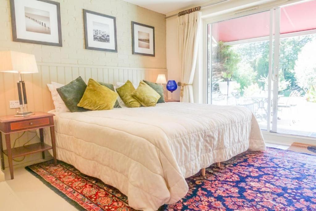Cedar House Boutique B&B Burton  Esterno foto
